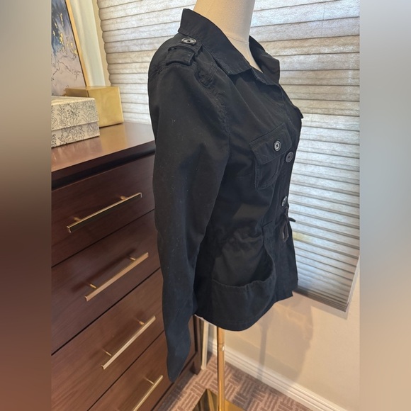 Divided H&M Women's Black Utility Jacket. Size 36/US 6 - Picture 3 of 8